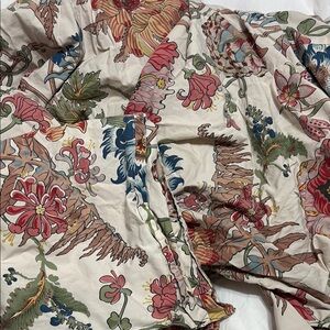 Pottery Barn - Floral Patterned Bedding Set